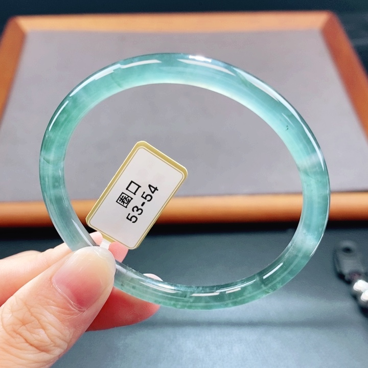 翡翠未镶嵌手镯翡翠手镯34