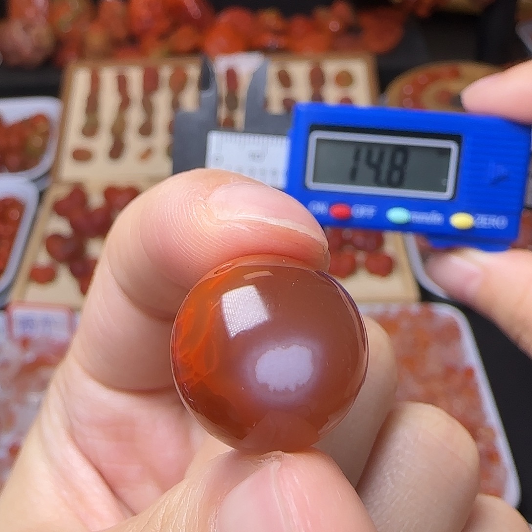 南红玛瑙未镶嵌颈饰