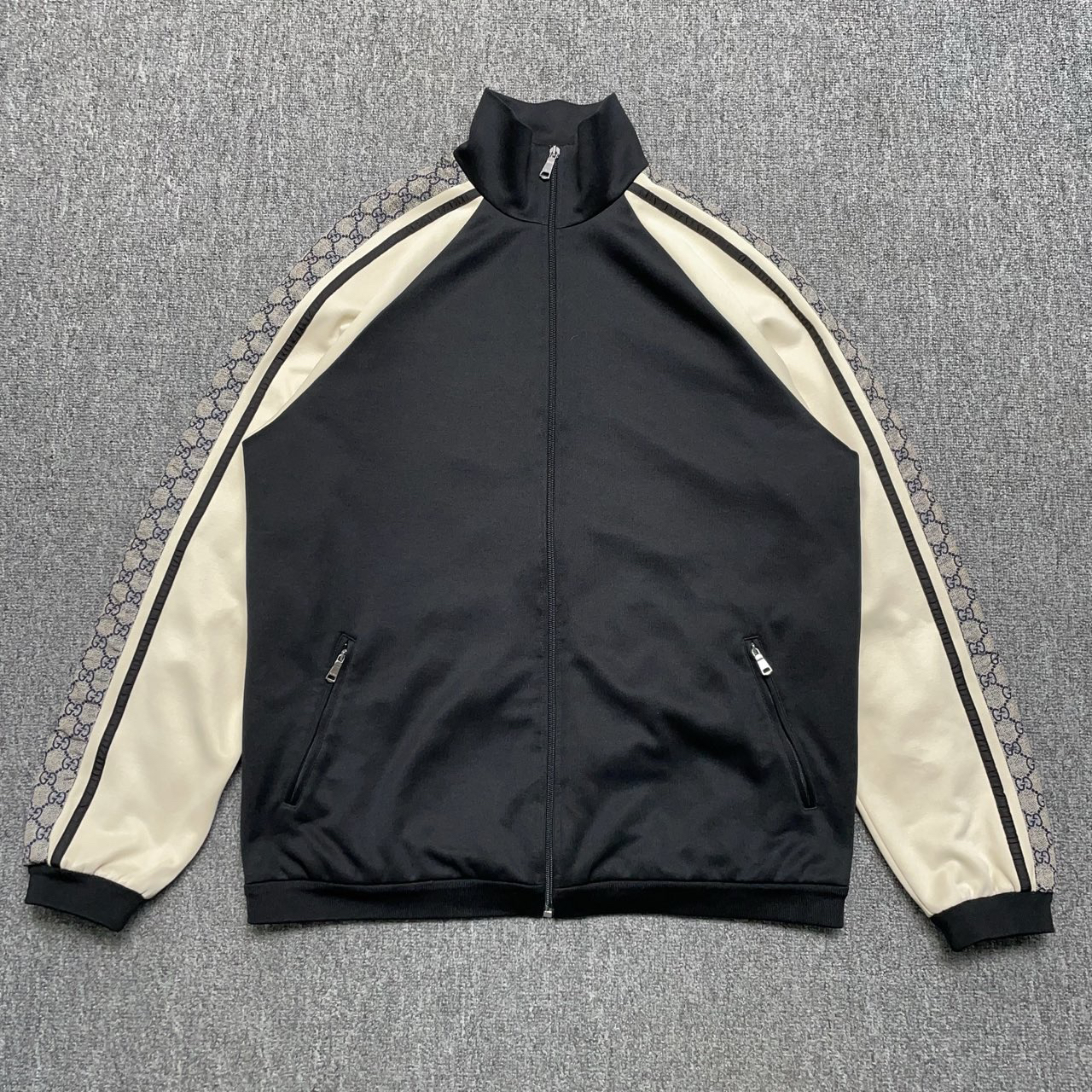 99新 GUCCI/古驰 外套/S码/B0118