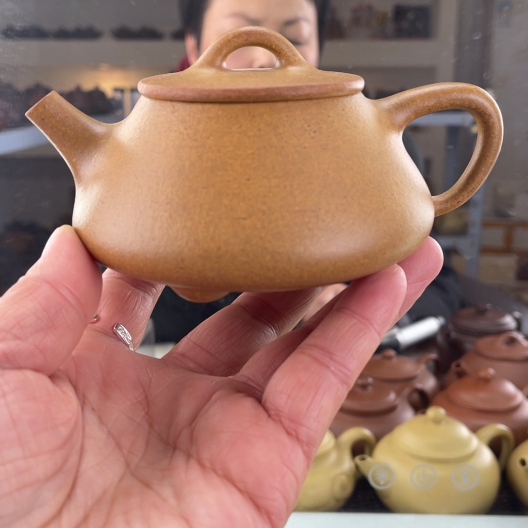多***彩紫砂茶壶黄金段手磨料全手工平盖石瓢170cc左右