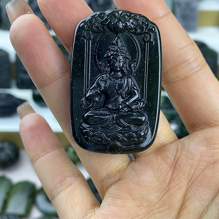 蛇纹石玉未镶嵌观音