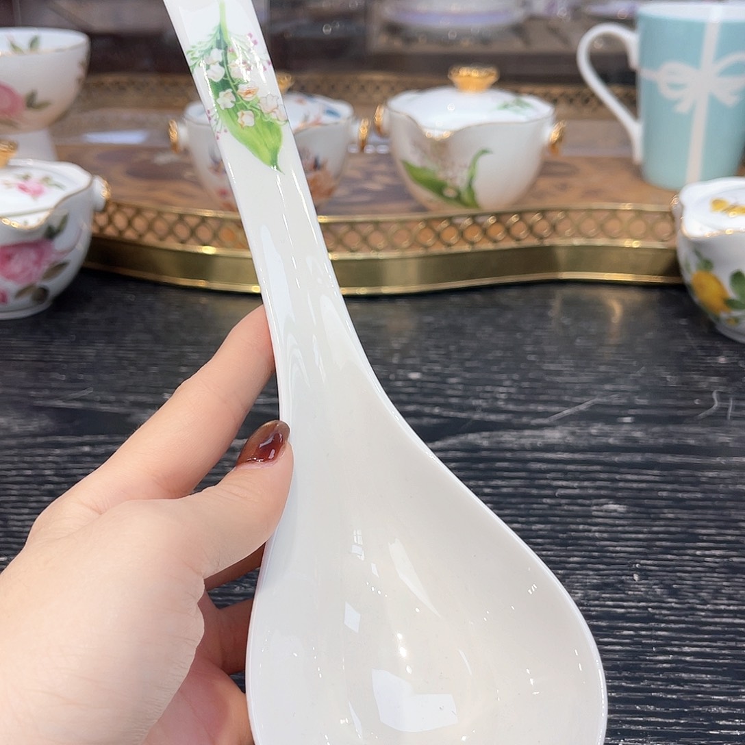 骨瓷大//////：：：：：：