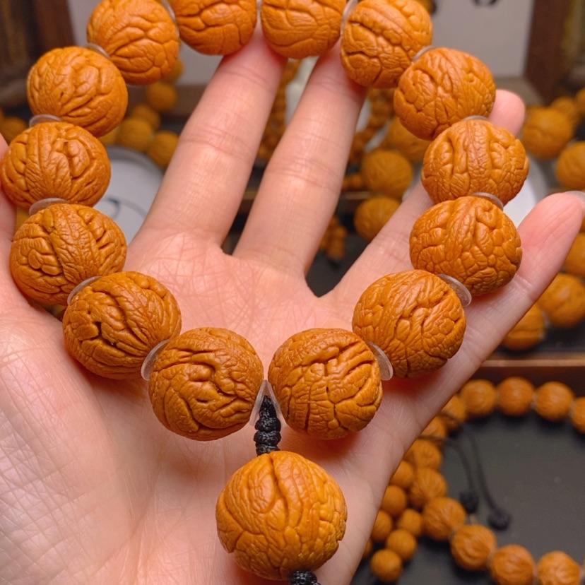 【闪购商品】桃核手串龙文桃核