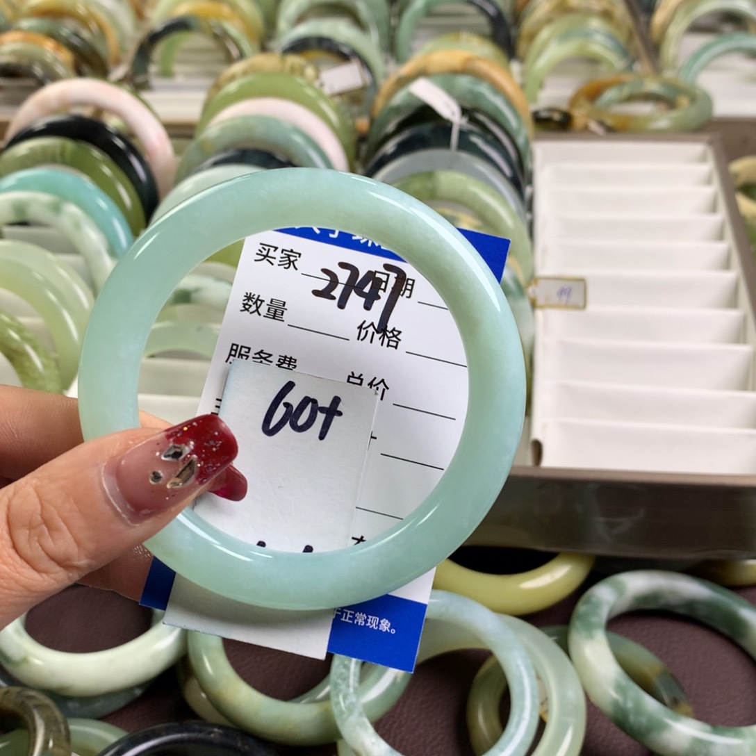 蛇纹石玉手镯未镶嵌追*人2747