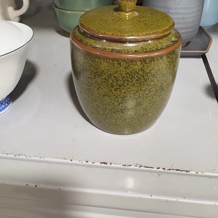 主人杯子一个，瓷。。。。