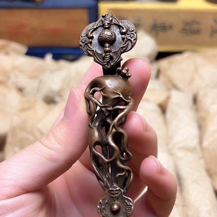 文玩铜器做工精良