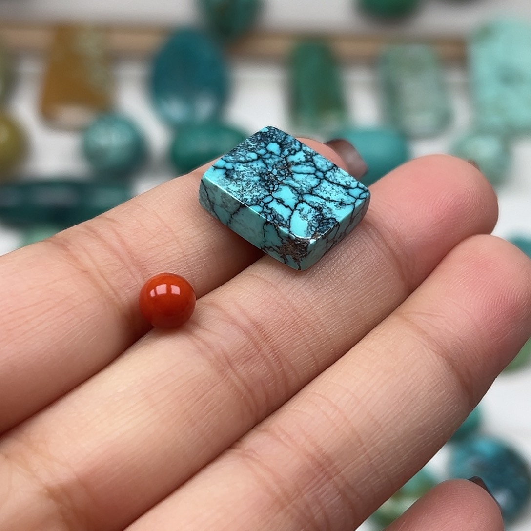 南红玛瑙未镶嵌珠宝奇石