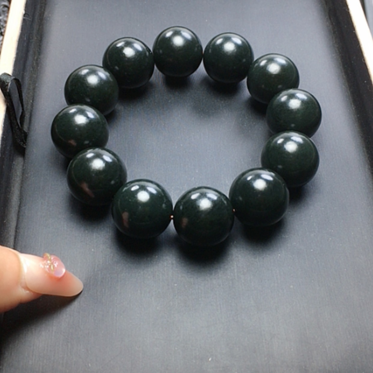 【闪购商品】未镶嵌和田玉手串西**话