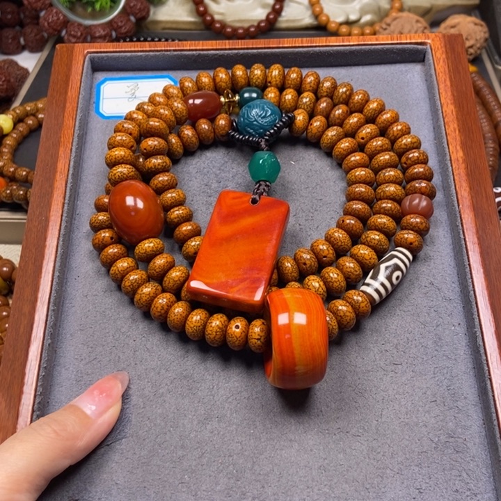 星月菩提吊坠菩提