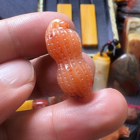 寿山石高山水洞石