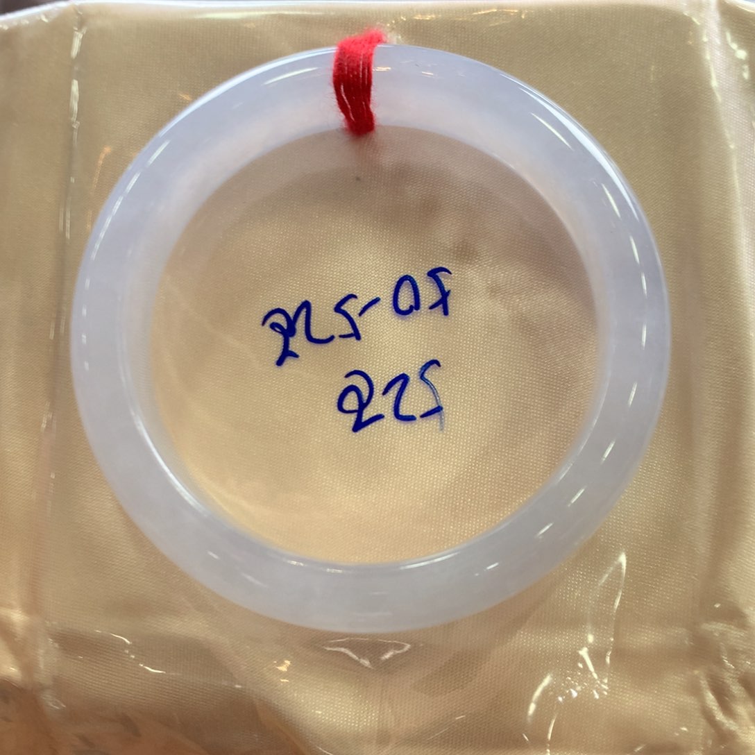 翡翠颈饰未镶嵌52正圈