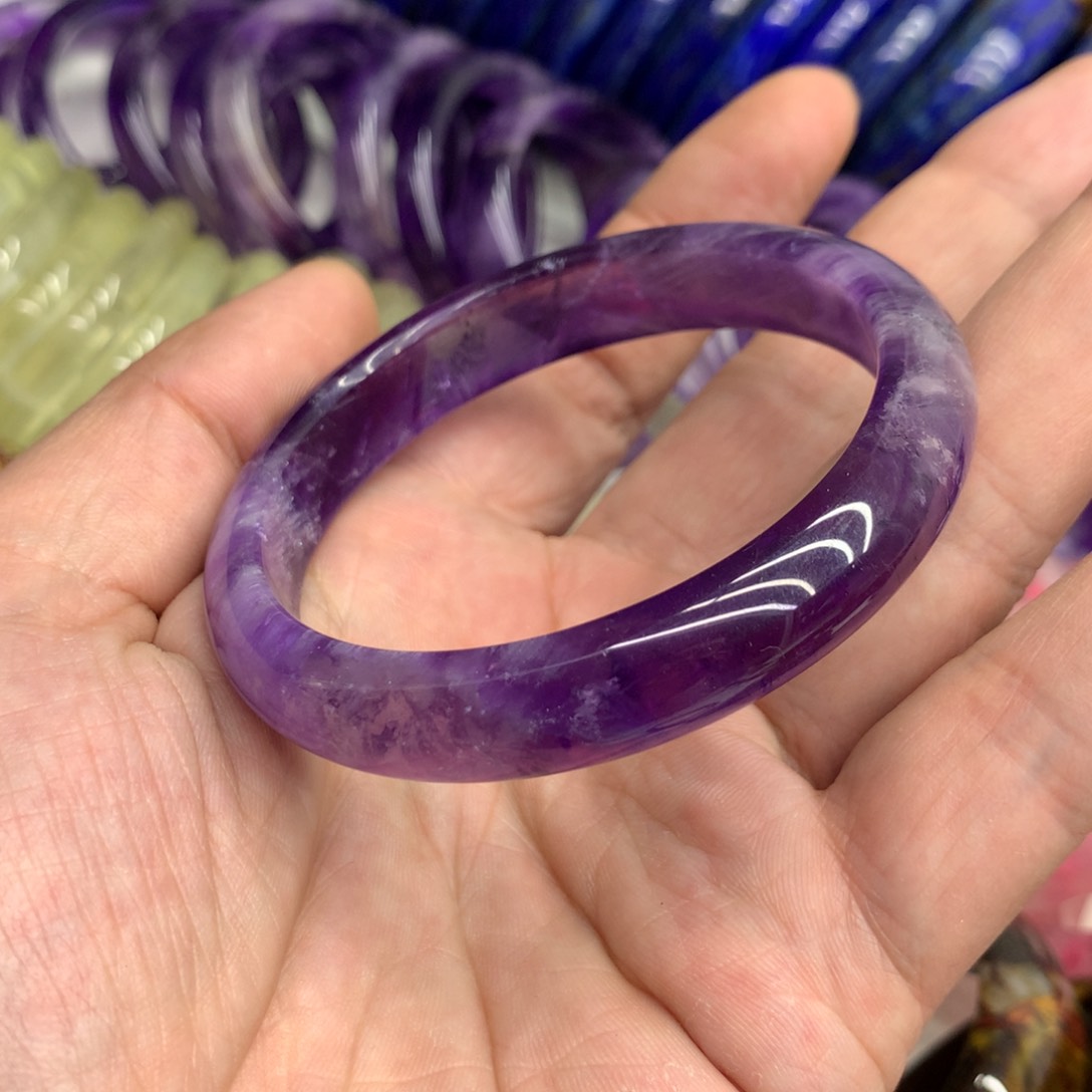 紫晶手镯未镶嵌时**待