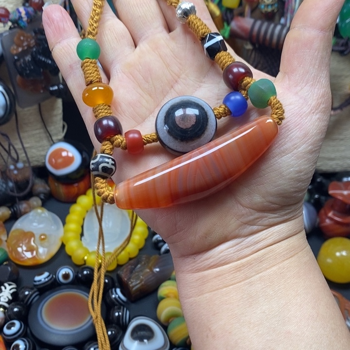 玛瑙/玉髓未镶嵌颈饰