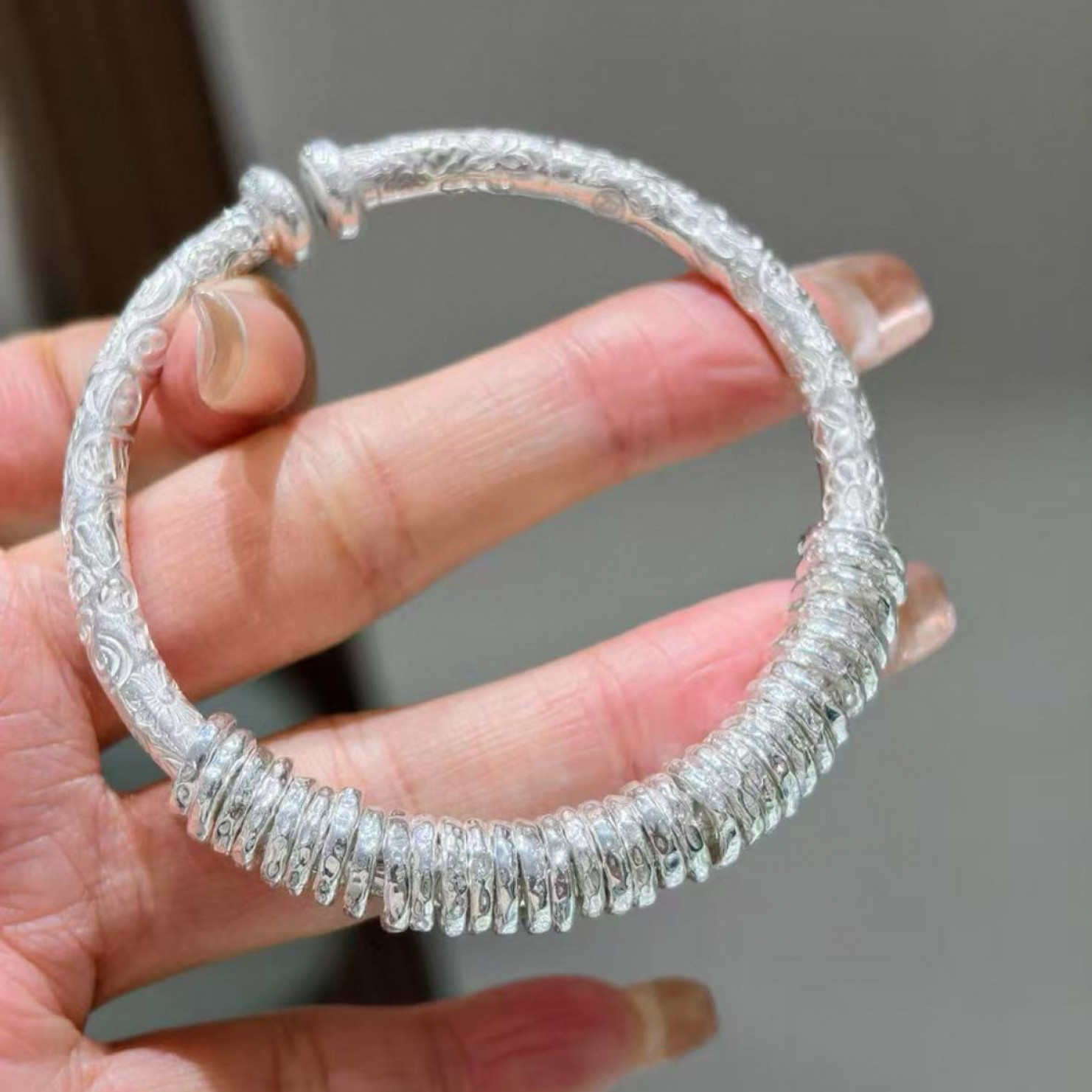 YZ042盘缠手环 精品银饰品手串  无礼盒