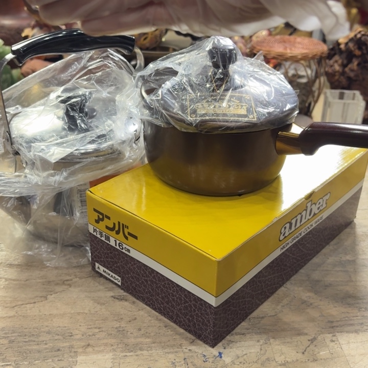 金属古美术置物摆件