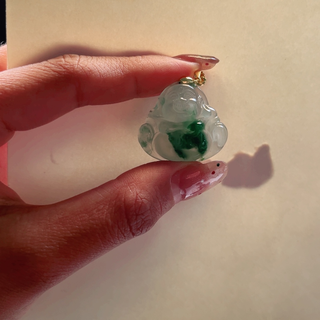 石英质玉颈饰未镶嵌