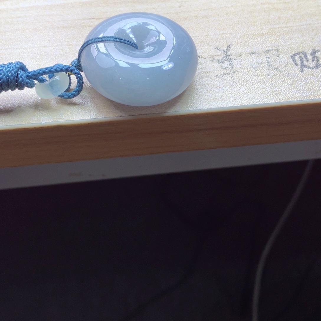 翡翠颈饰未镶嵌吊坠