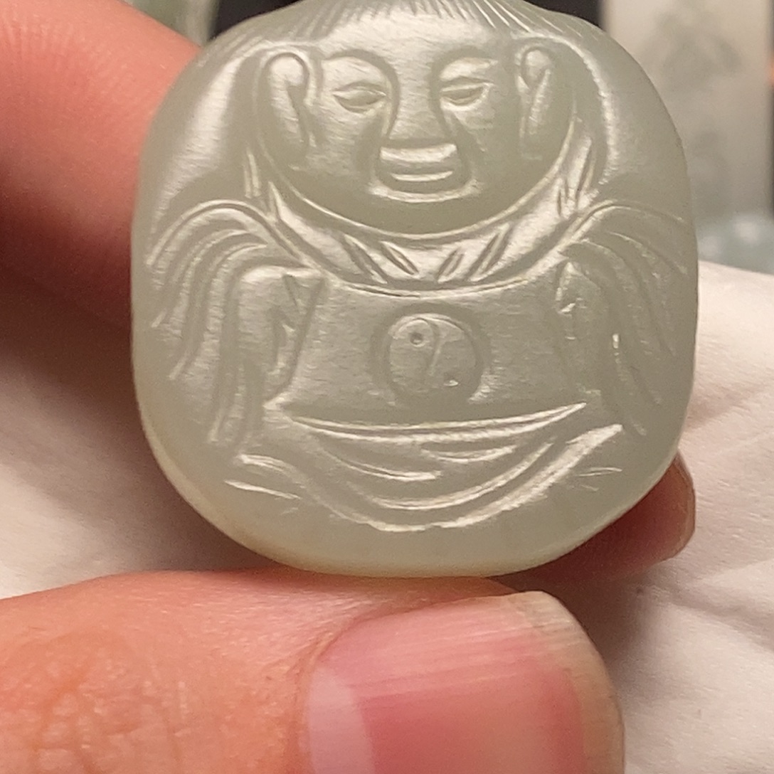 同***卜和田玉未镶嵌挂件