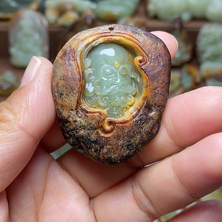 觉***者岫岩河磨玉（透闪石质玉）未镶嵌颈饰