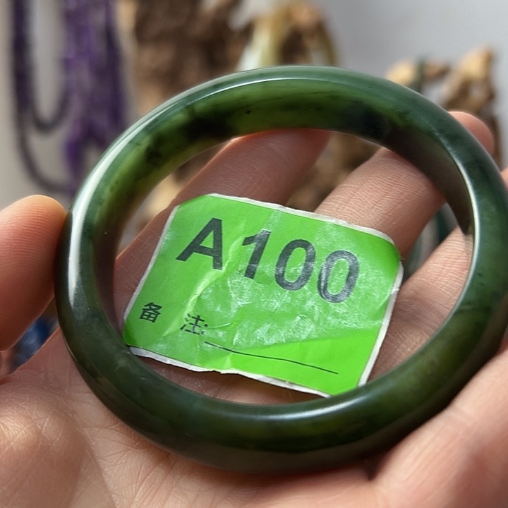 木***儿和田玉（糖玉）未镶嵌颈饰