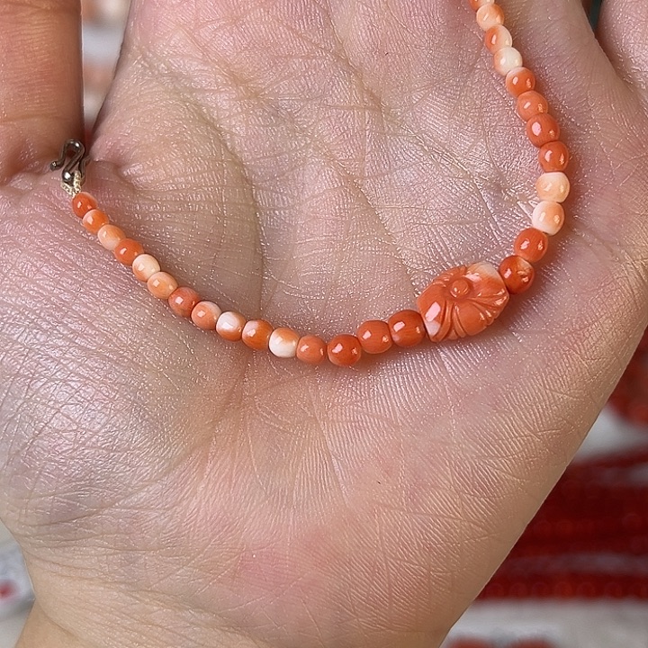 银福利莫莫挂链 莫莫