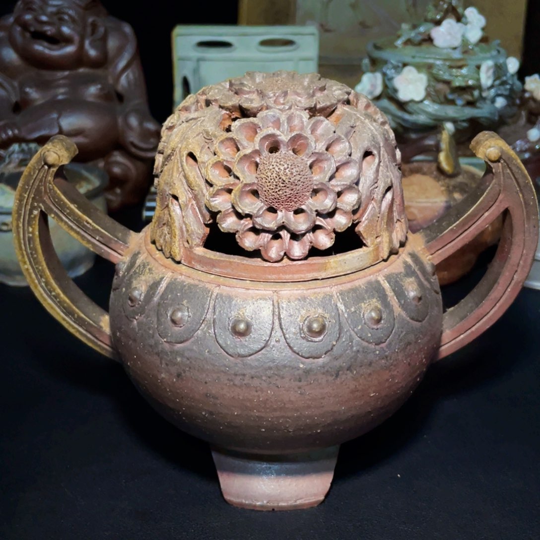古备前的细工香炉