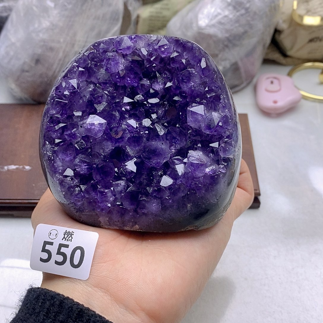 紫晶大型摆件（非配饰）未镶嵌