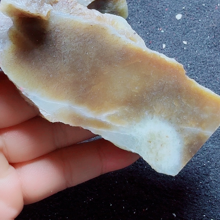 未镶嵌和田玉（糖玉）珠宝半成品