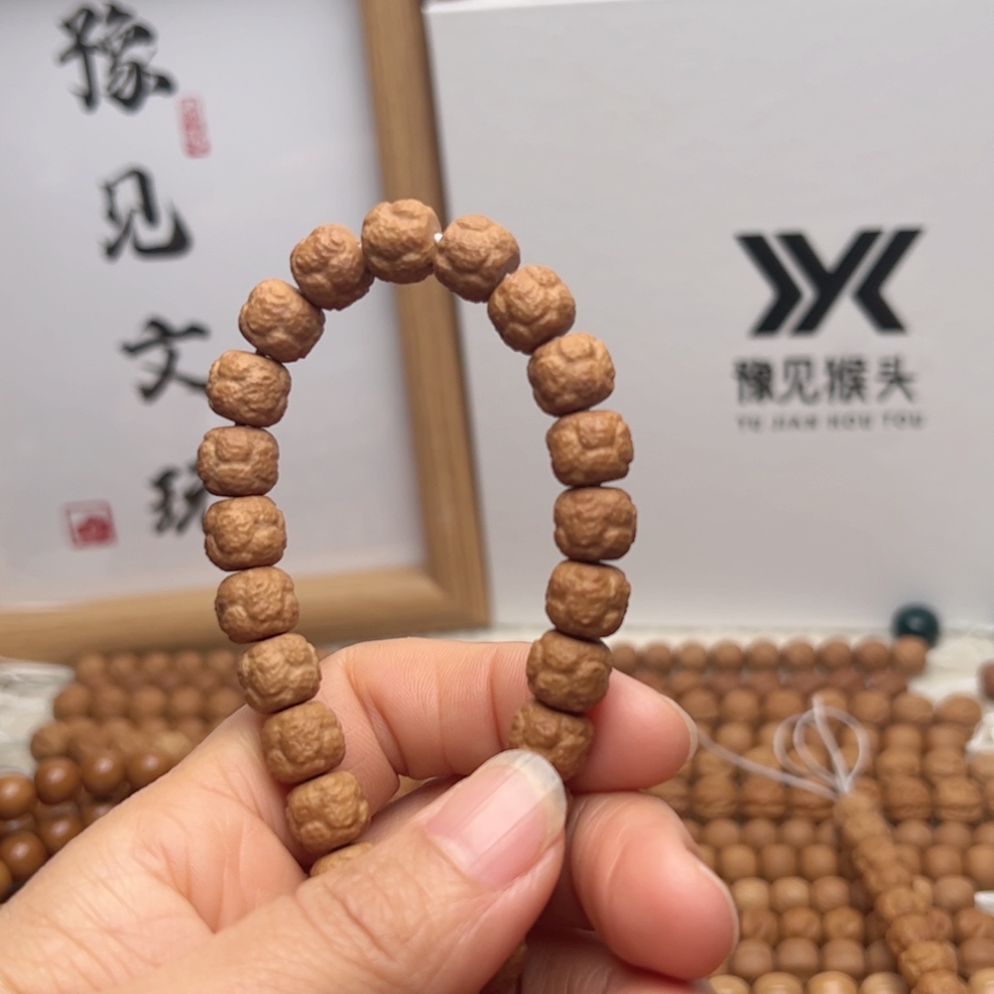 ****️猴头核桃吊坠全品饕餮脖挂9.6