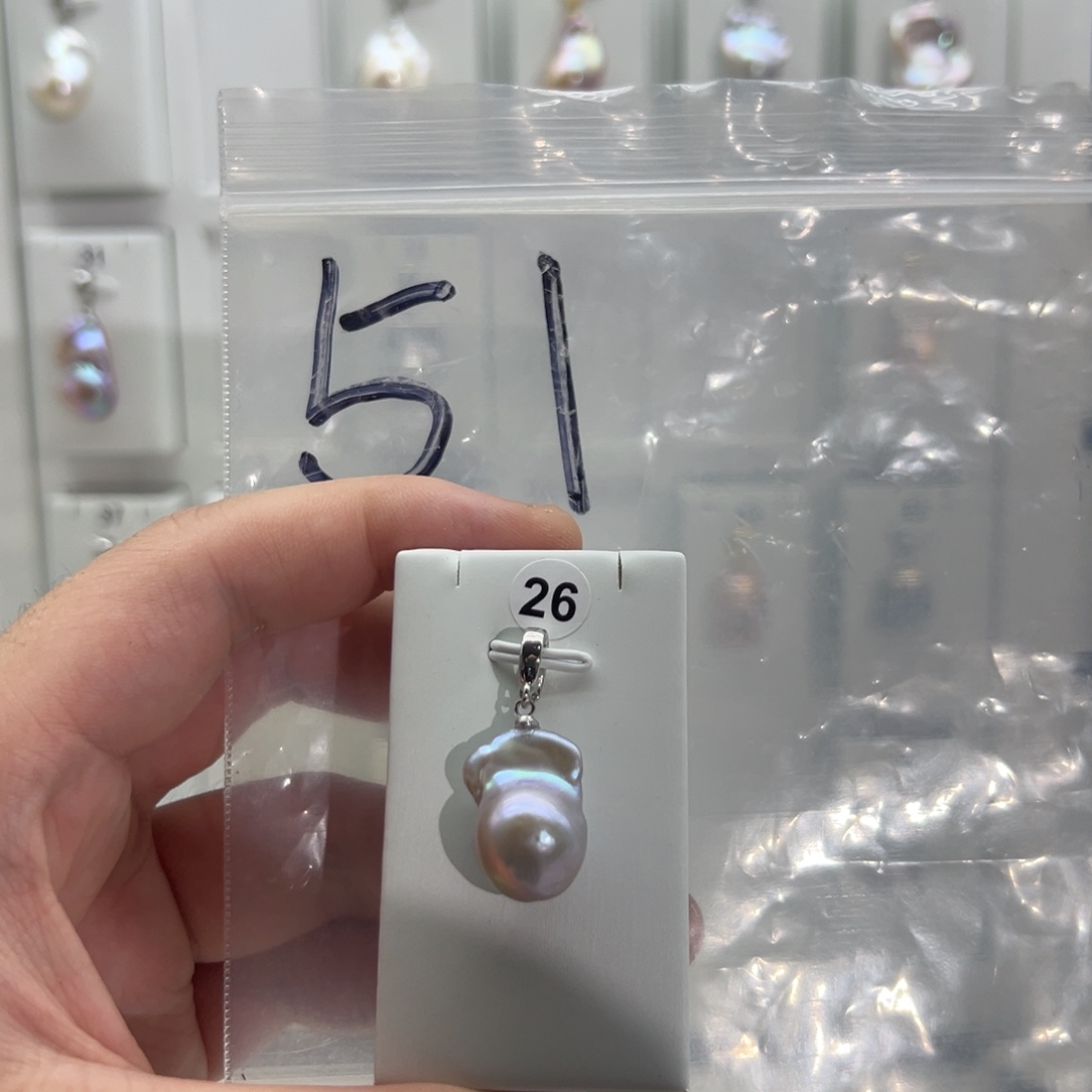 淡水珍珠合金颈饰