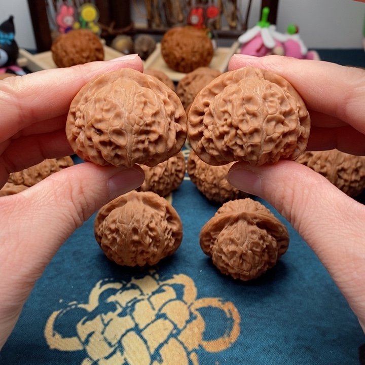 文玩核桃把件全品宫灯40