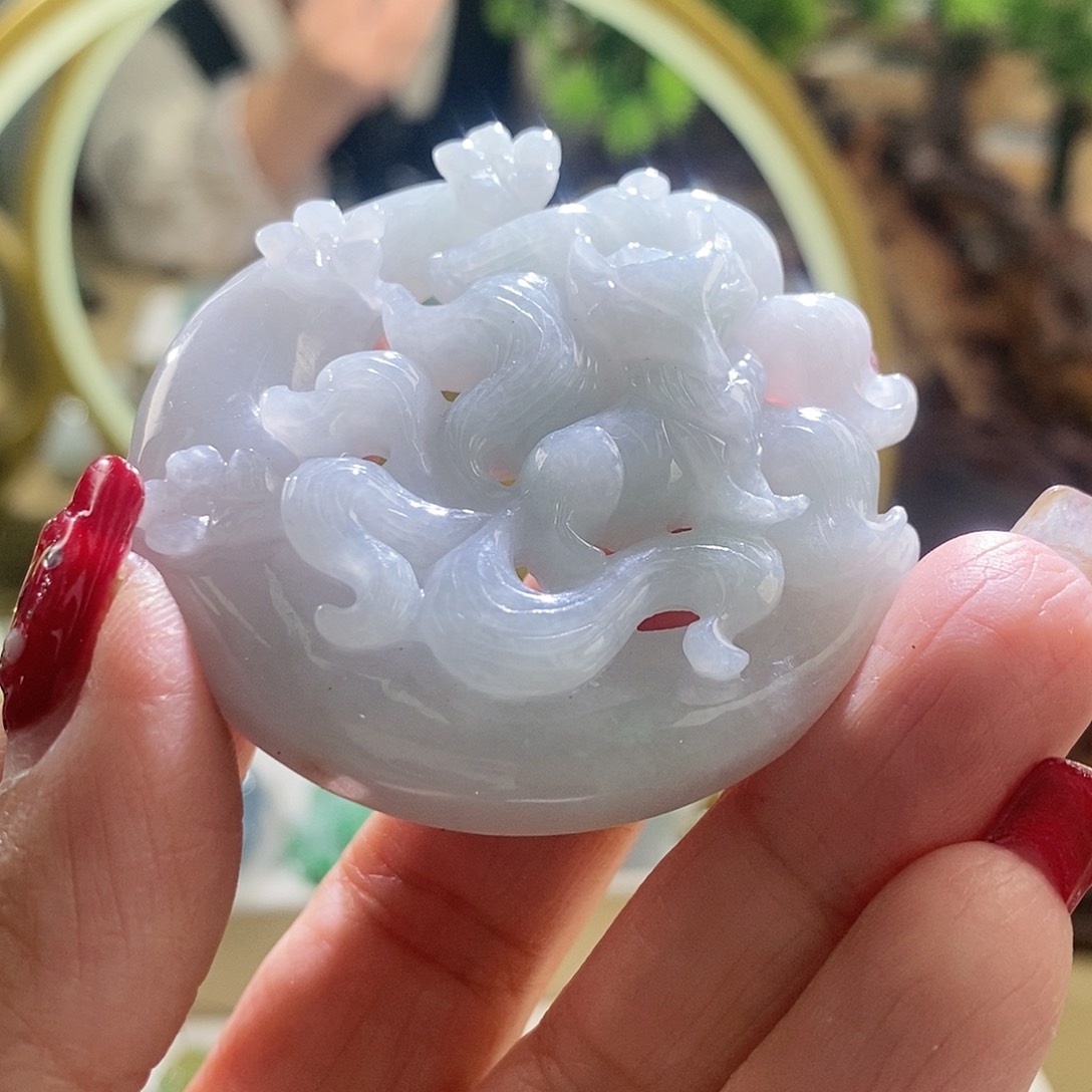 【闪购商品】翡翠颈饰未镶嵌九尾狐