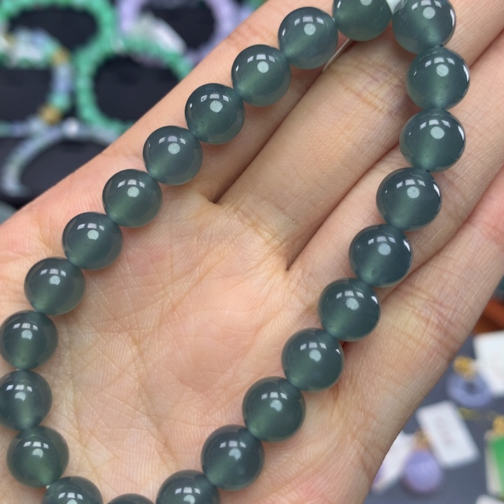 翡翠手链未镶嵌翡翠