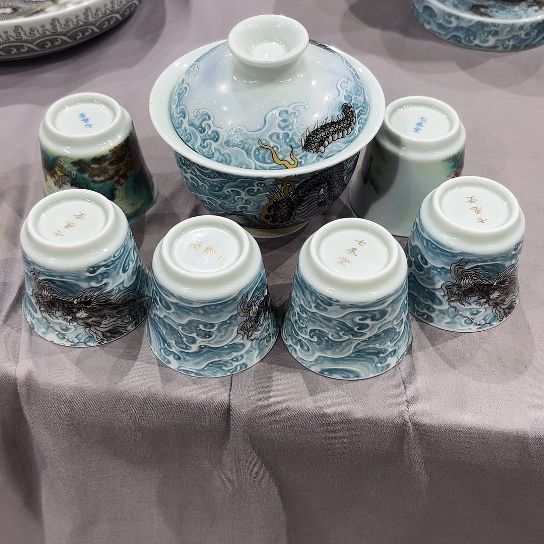 瓷片工**气景德镇瓷器