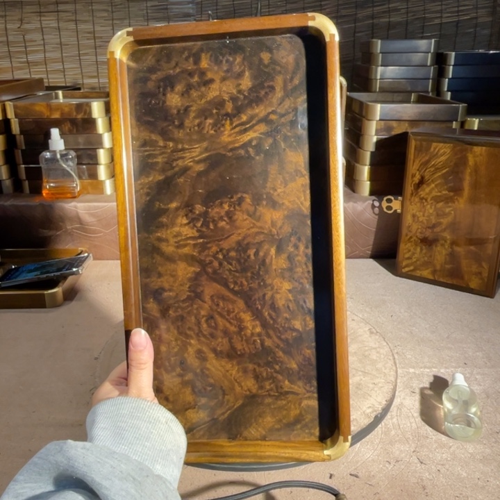 金丝楠残**痕金丝楠木文盘