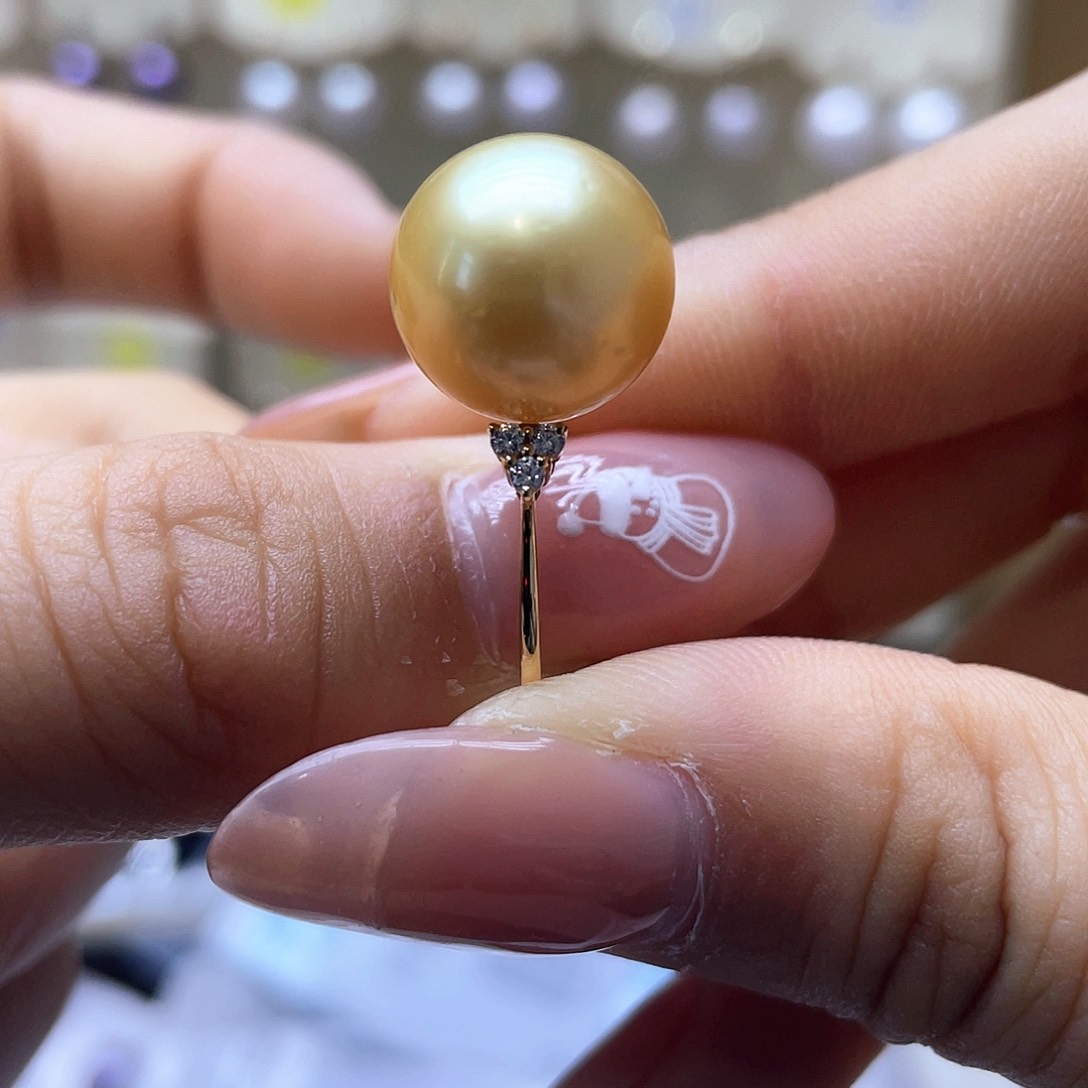 海水珍珠戒指18K金镶嵌