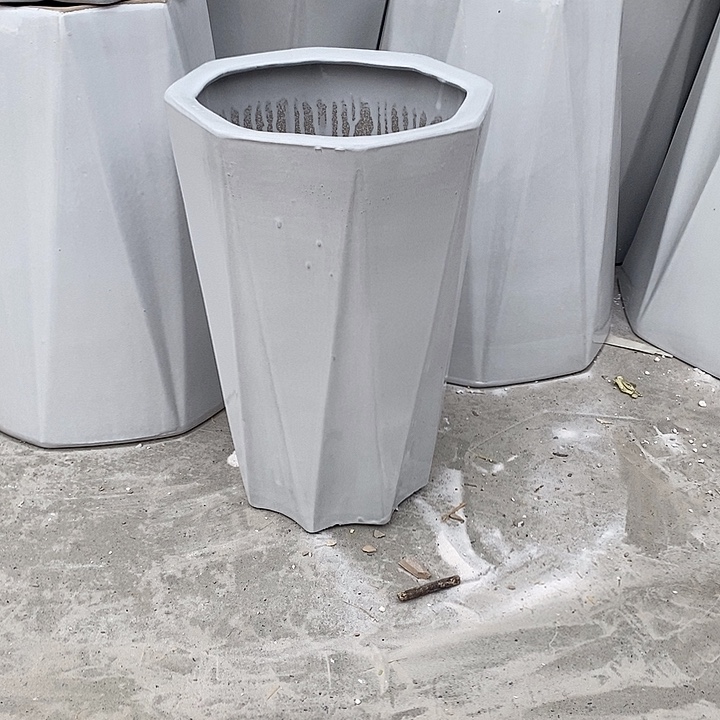 白八方中口24高33福利