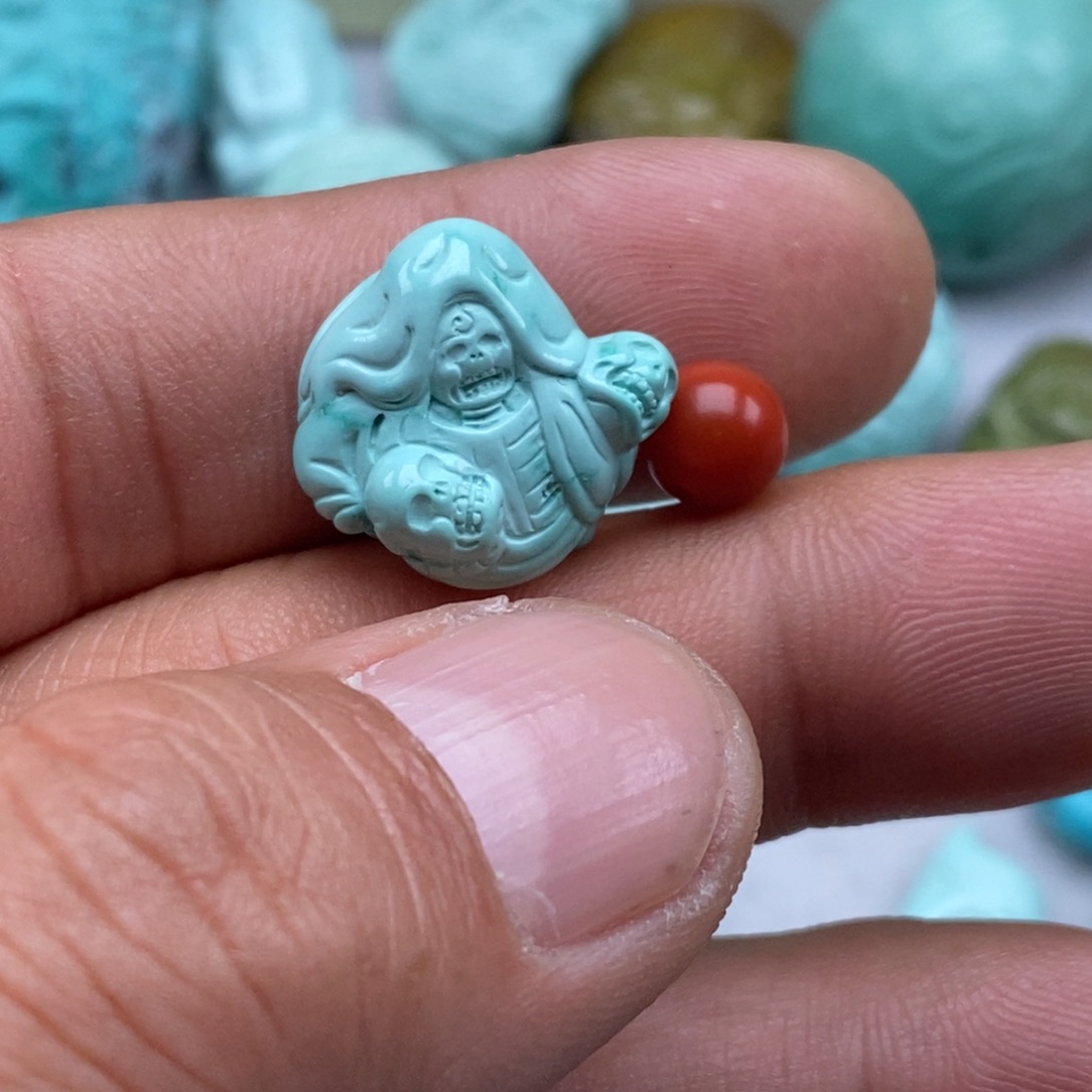 欢****南红玛瑙未镶嵌珠宝半成品
