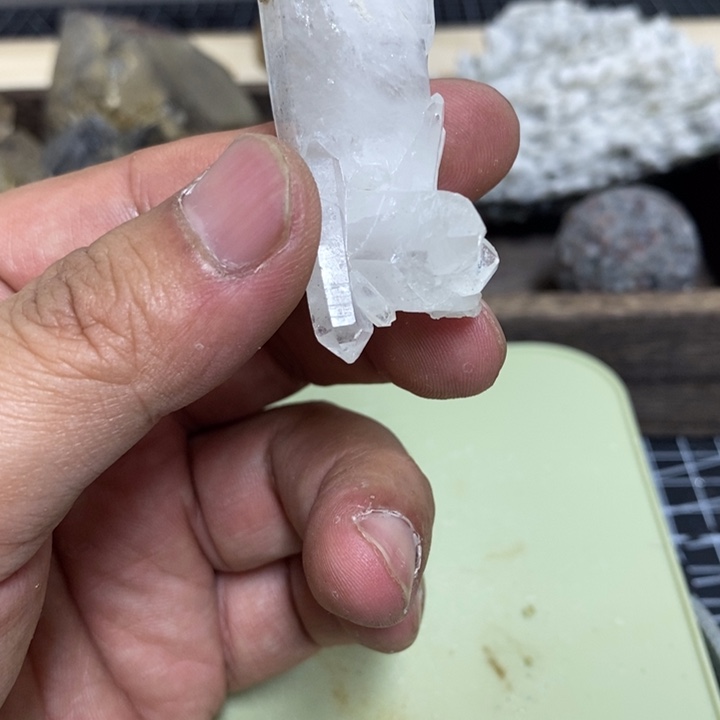 水晶水晶柱未镶嵌