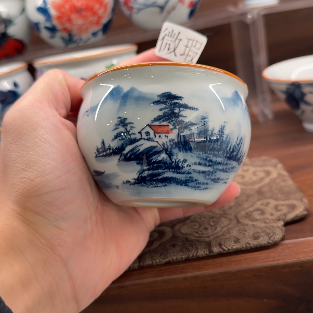 釉下手绘茶具微瑕