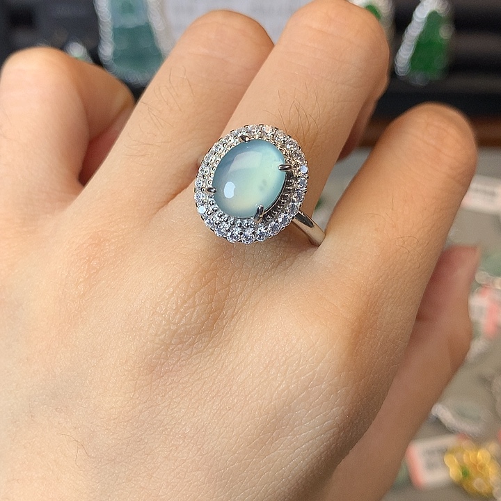 翡翠未镶嵌戒指戒指