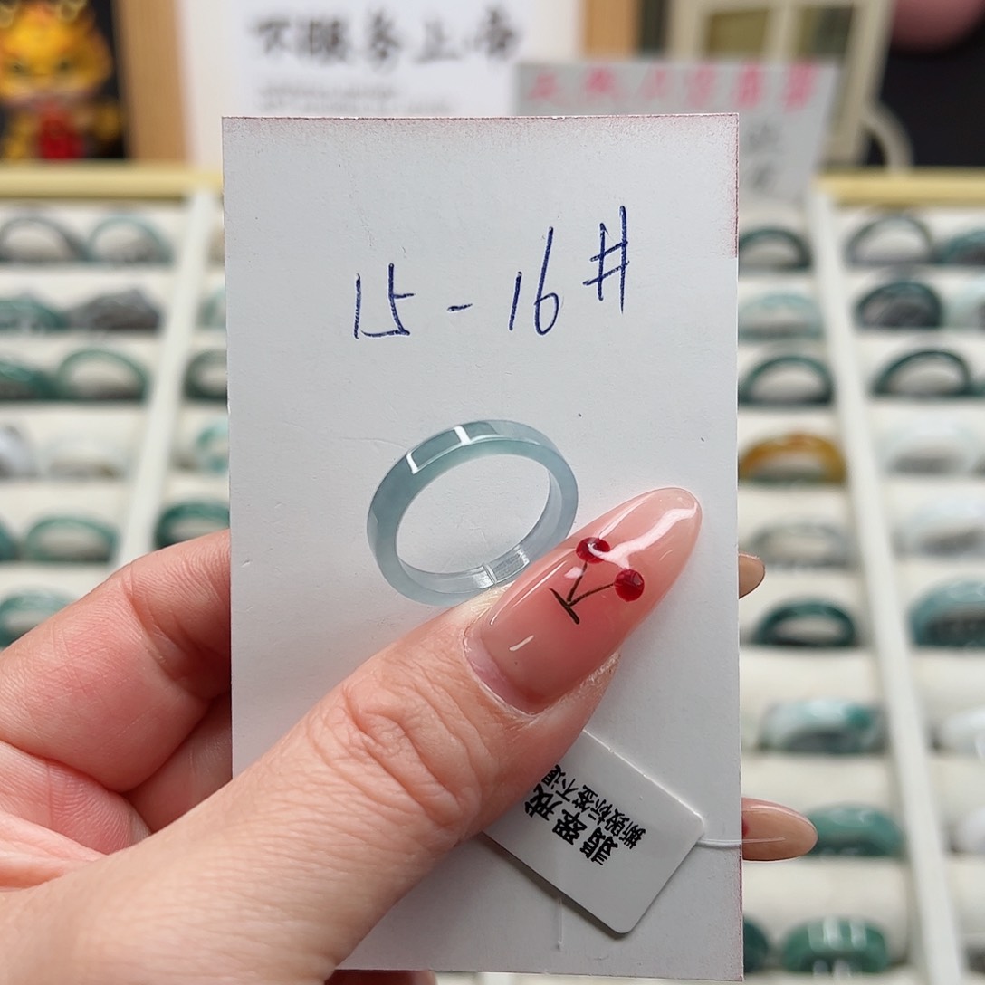 翡翠戒指未镶嵌翡翠