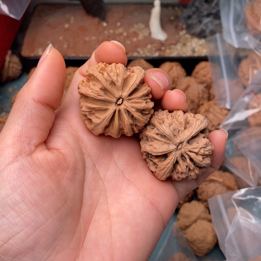 老***谭吊坠文玩核桃暴雪39