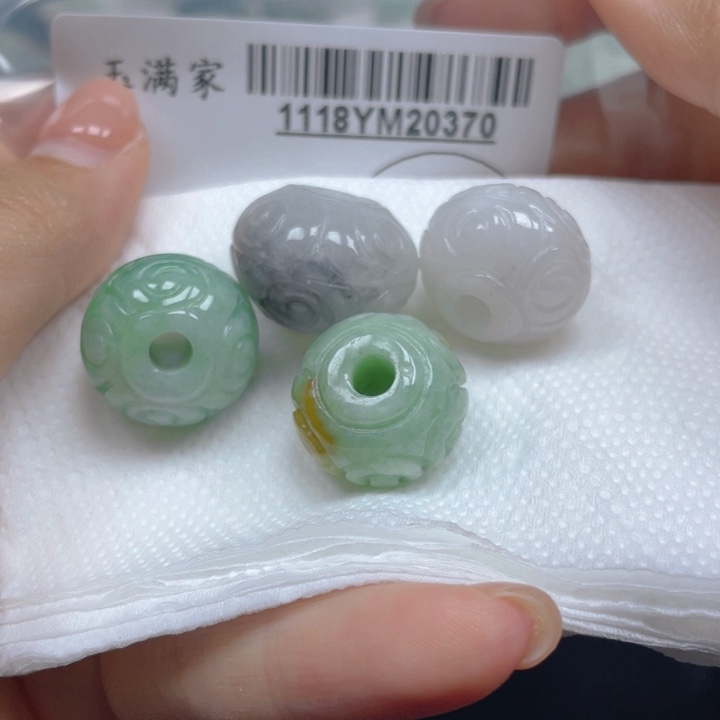 云***飞翡翠未镶嵌吊坠(不含链)
