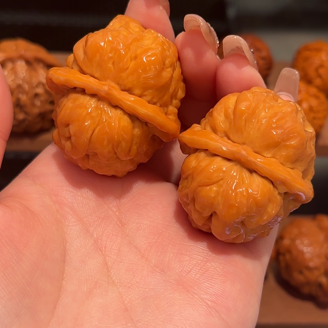 桃核吊坠W***E精品蛤蟆头39 700