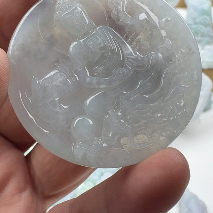 翡翠未镶嵌颈饰天然缅甸A货翡翠