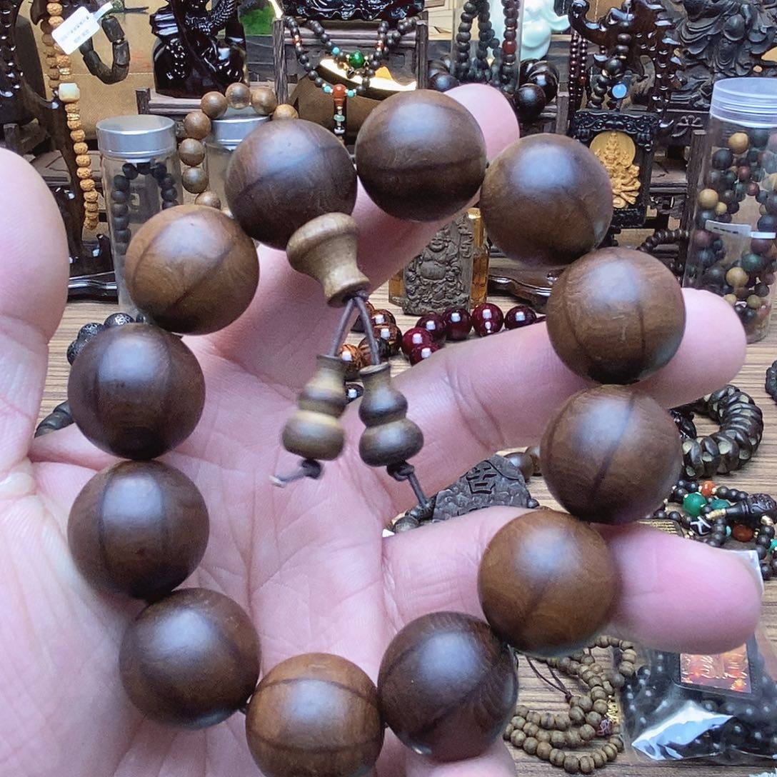 滴血莲花菩提手串