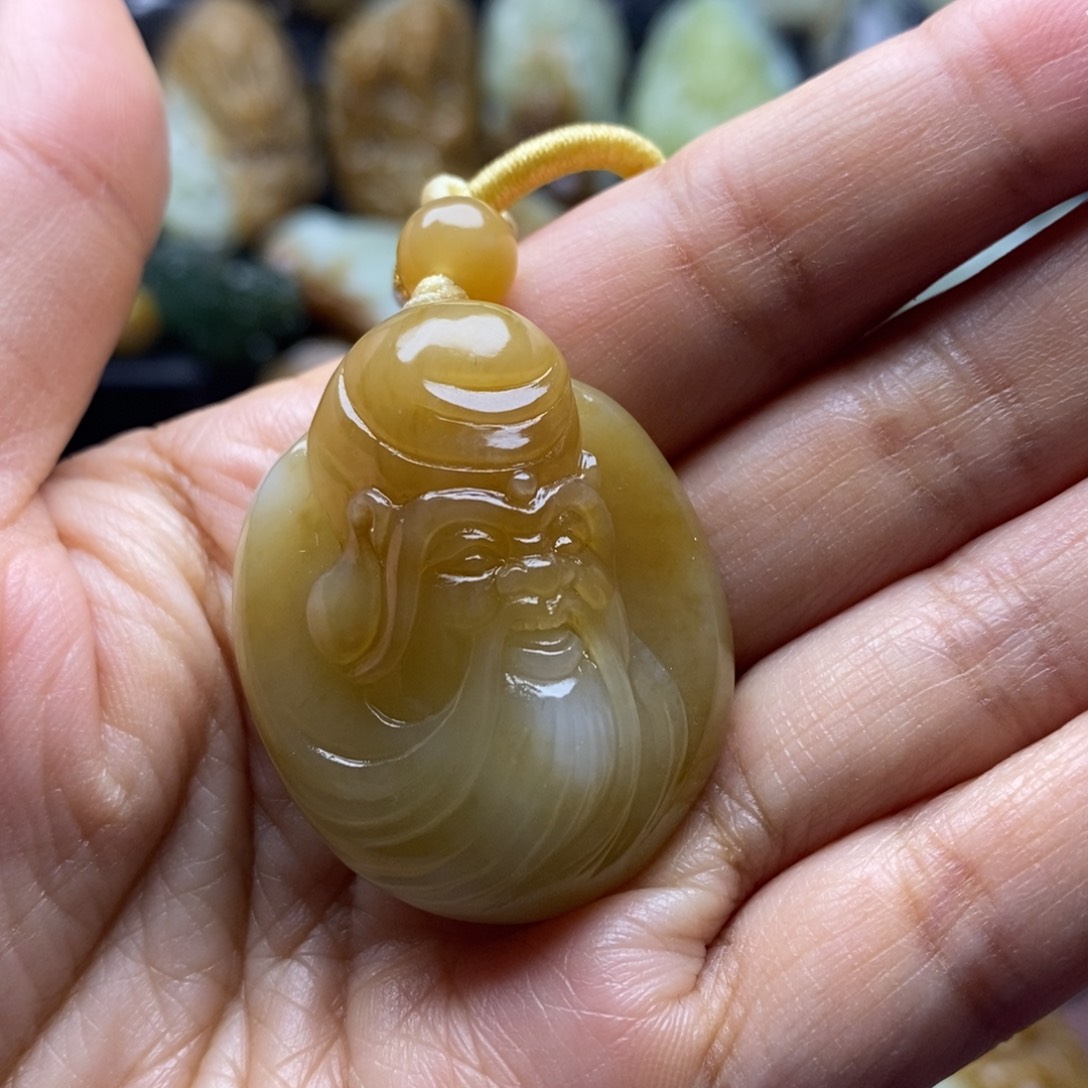 吊坠(不含链)未镶嵌和田玉（糖玉）
