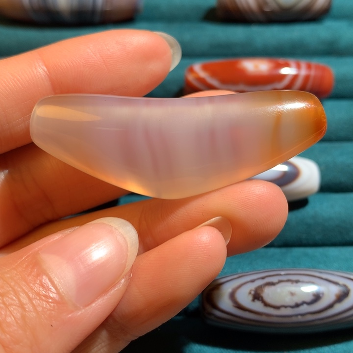 未镶嵌玛瑙/玉髓珠宝奇石