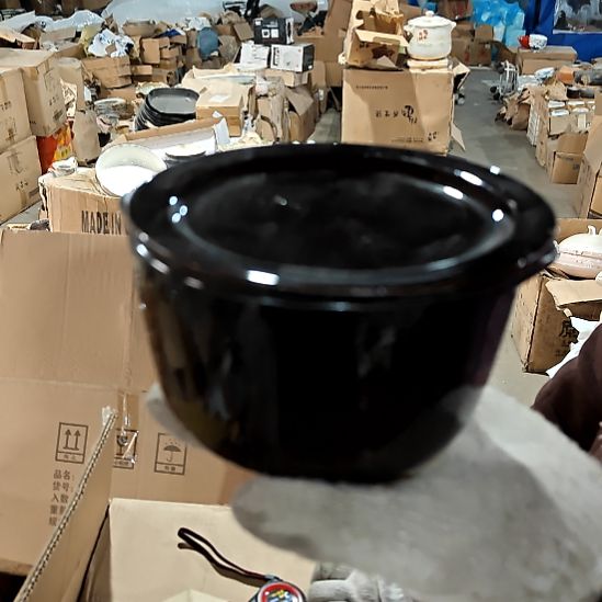 绿泥盘子碗茶壶啥都有